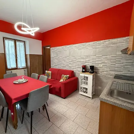 Charming Flat Red Orta Relax E Comfort
